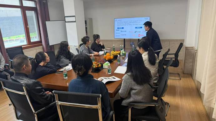 _cgi-bin_mmwebwx-bin_webwxgetmsgimg__&MsgID=7418563916972301555&skey=@crypt_6ec9986a_9f169d888a868979cad2095564ef5a04&mmweb_appid=wx_webfilehelper