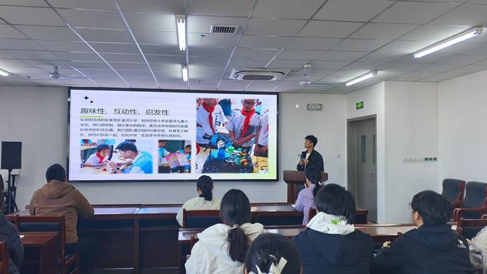 4c85a88112201eef13caca7b64225482